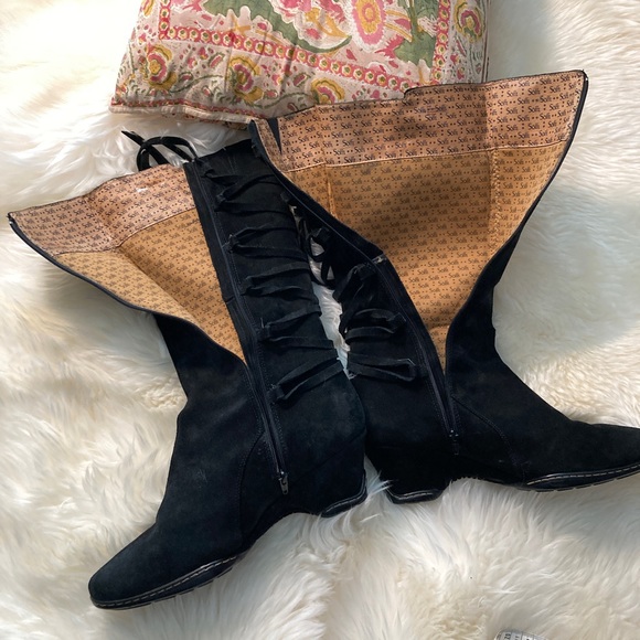 Sofft Suede Leather Knee High Heeled lace up Boot Wide Comfy Winter ❄️🖤 - Picture 7 of 14